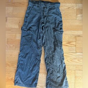 American Eagle Gray Cargo Pants